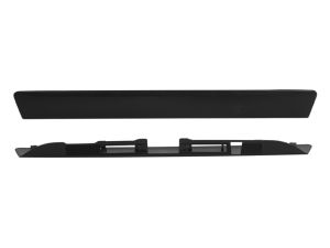 MOLDURA 5TA PUERTA NS URVAN 14-24 SIN MANIJA SIN HOYO PARA LLAVE SIN LUZ DE PLACA NEGRA CORRUGADA